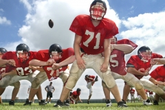 m 0825 sps foot1 raw ct s
7.8x 5.1
Muskego's punt team practices guarding the kick before racing down field to stop the runback.